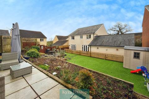 undefined, Pippin Share, Exeter EX5