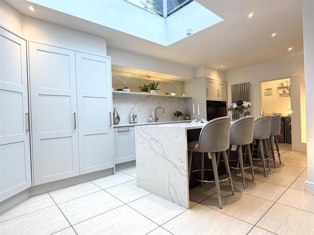 Cooking kitchen