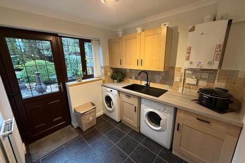 4 bedroom detached house for sale, Bramble Close, Cradley Heath, B64 5QQ