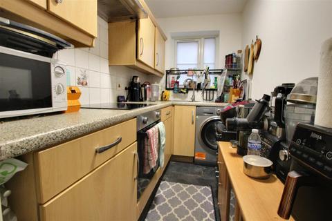 2 bedroom flat for sale, 24A Park Street, Hull HU2