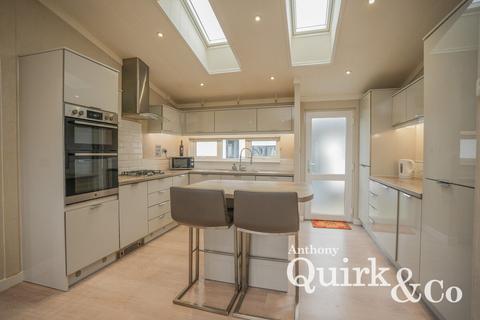 undefined, Jack King Drive, Canvey Island, SS8