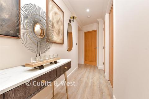 undefined, Elizabeth Drive, Banstead, Surrey