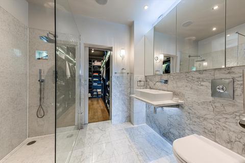 3 bedroom flat to rent, Belsize Square, London NW3