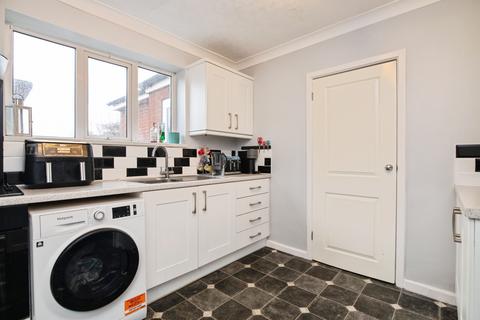 undefined, Poplar Rise, Oldbury, B69