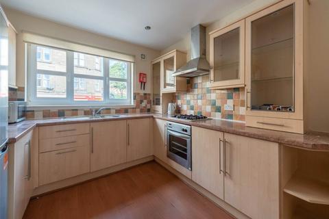 undefined, 21B Cleghorn Street, ,