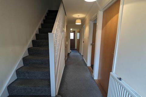 undefined, 15 Larch Street, ,