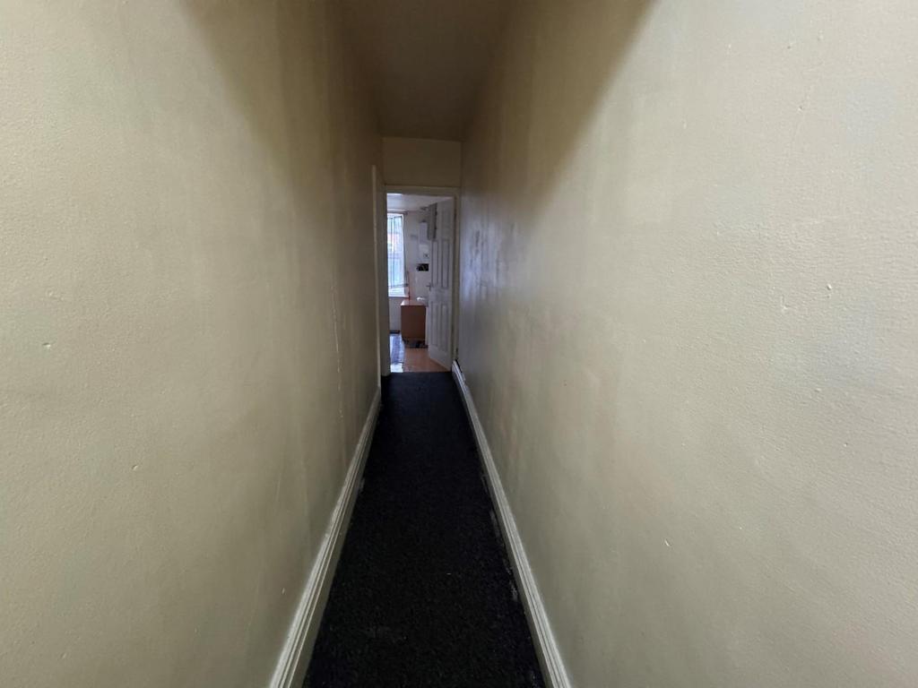 Hallway.jpg