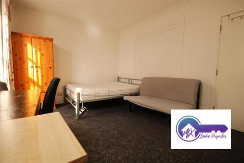 1 bedroom flat to rent, London NW1