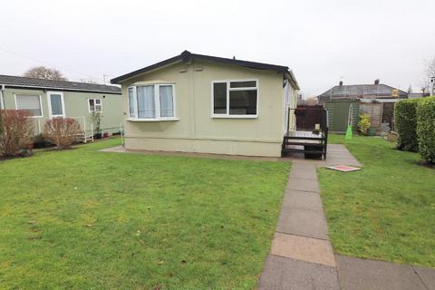 undefined, Nursery Road, Luton LU3