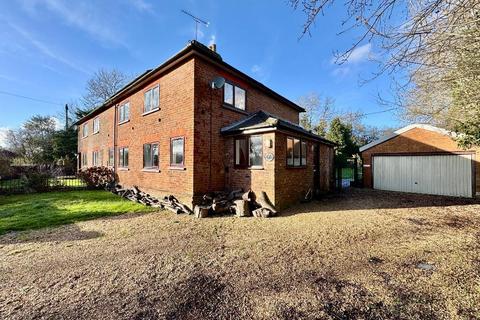 4 bedroom semi-detached house for sale, Dane Street, Peters Green, Luton, Bedfordshire, LU2 8PE