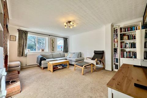 4 bedroom semi-detached house for sale, Dane Street, Peters Green, Luton, Bedfordshire, LU2 8PE