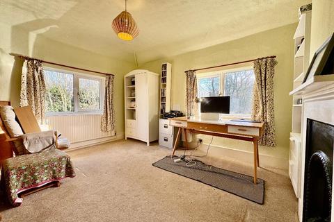 4 bedroom semi-detached house for sale, Dane Street, Peters Green, Luton, Bedfordshire, LU2 8PE