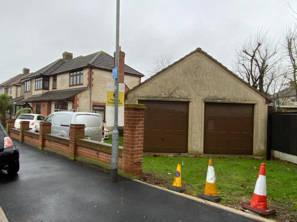 Double garage