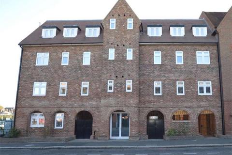 1 bedroom flat to rent, DA1
