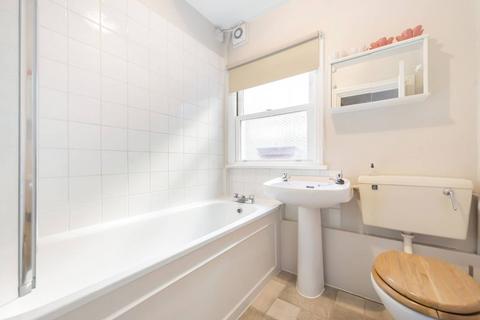 2 bedroom flat to rent, Ingelow Road, SW8, Diamond Conservation Area, London, SW8