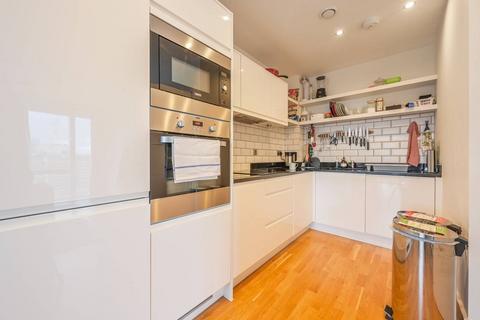2 bedroom flat for sale, Wimhurst Court, Tower Hamlets, London, E14
