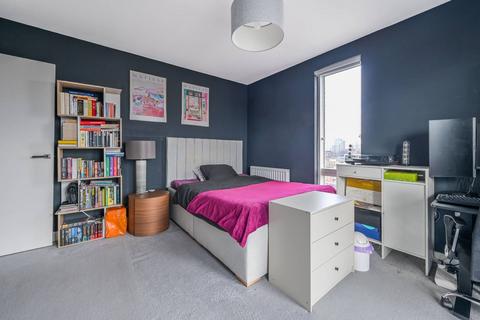2 bedroom flat for sale, Wimhurst Court, Tower Hamlets, London, E14