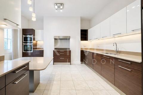 4 bedroom apartment to rent, Bickenhall Mansions, Marylebone W1U