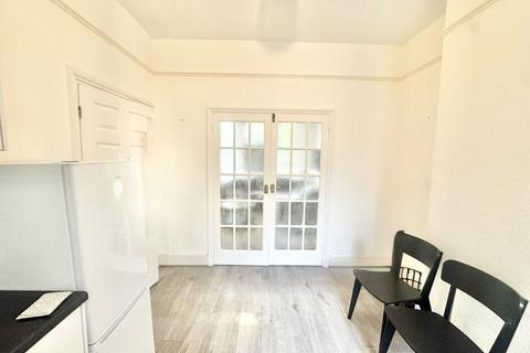 1 bedroom apartment to rent, Fairlawn Park, Sydenham SE26