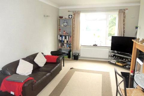 2 bedroom apartment to rent, Ashburton Road, Croydon, CR0