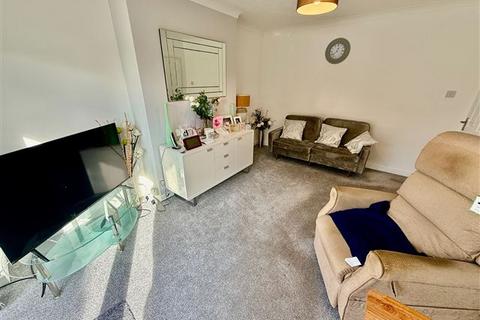 undefined, Humber Close, Durrington, Worthing, West Sussex, BN13 3NW