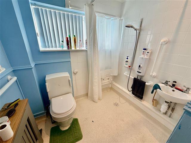 Shower Room/WC