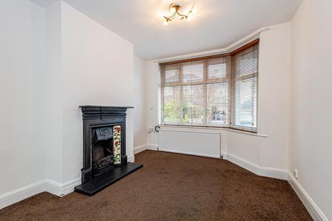3 bedroom semi-detached house to rent, Torbay Road, Urmston, Manchester, M41