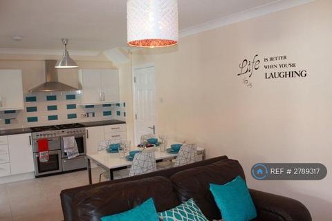 undefined, Royal Lane, West Drayton, UB7