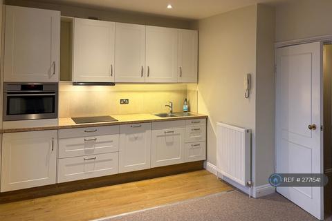 1 bedroom flat to rent, Bedford Square, Brighton, BN1