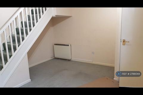 undefined, Lavender Close, Aylesbury, Buckinghamshire, HP21