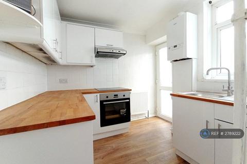 1 bedroom flat to rent, Basement, Brighton, BN1