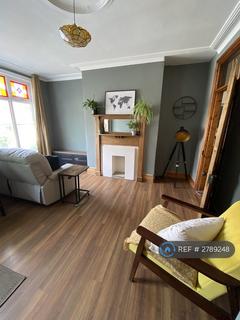 2 bedroom terraced house to rent, Elsham Terrace, Leeds, LS4