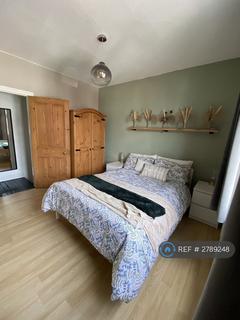 2 bedroom terraced house to rent, Elsham Terrace, Leeds, LS4