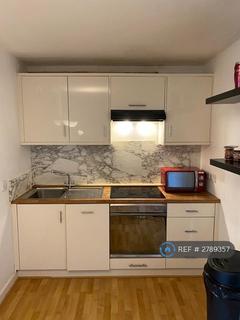 2 bedroom flat to rent, Montana Building, London, SE13