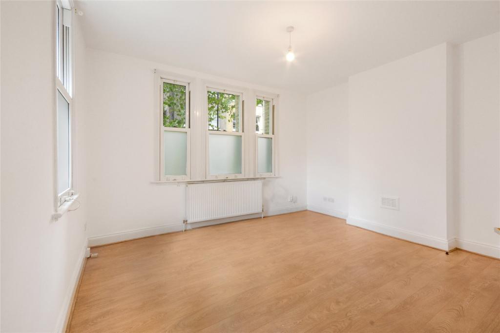 Room 15 walcorde avenue se17.jpeg