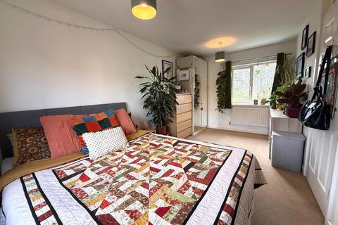2 bedroom detached house for sale, Broad Town, Swindon SN4