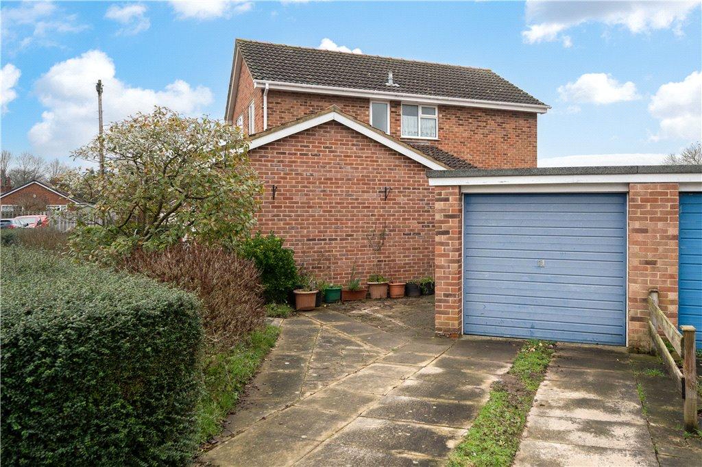 Detached Garage