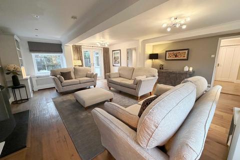 4 bedroom detached house for sale, Purnells Way, Knowle