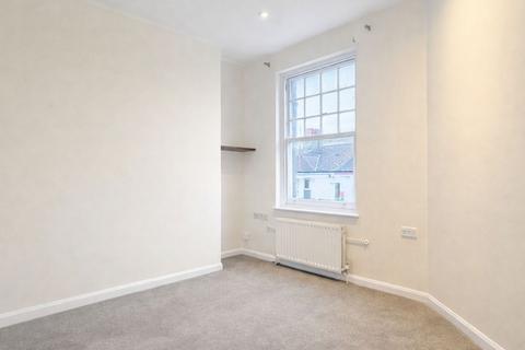 2 bedroom flat to rent, Wernbrook Street