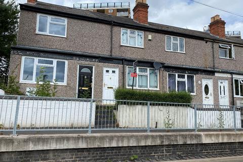 2 bedroom terraced house to rent, The Promenade, Brierley Hill