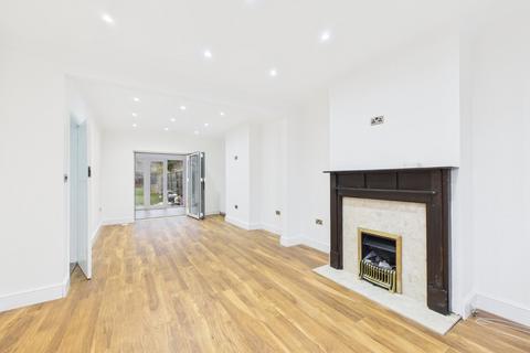 3 bedroom semi-detached house to rent, Langley Road, Slough, Berkshire, SL3