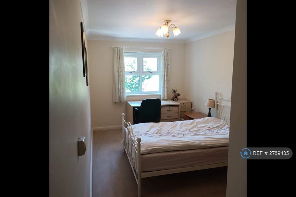 2nd Bedroom