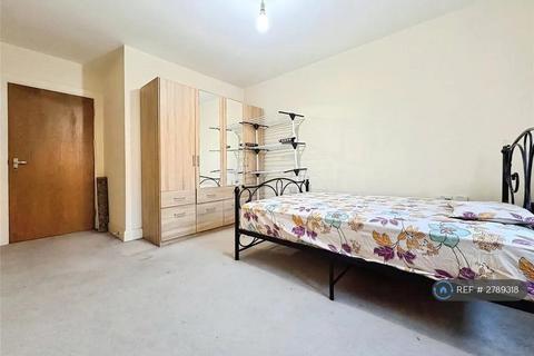 undefined, Inverness Road, Hounslow, TW3