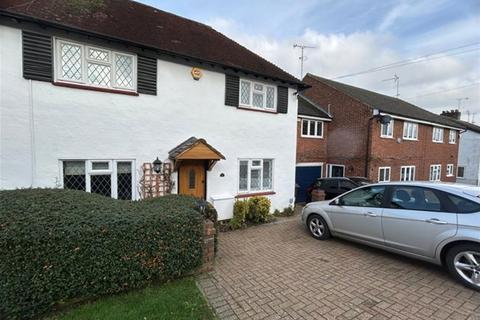 undefined, Cross Way, Harpenden