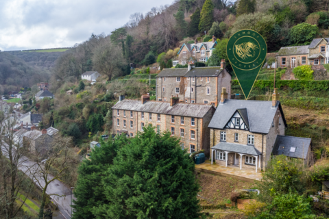 undefined, Lynway, Lynton