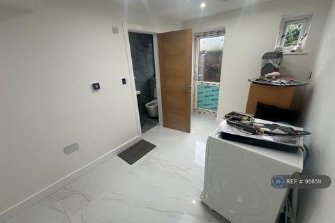 undefined, Crosthwaite Way, Slough, SL1
