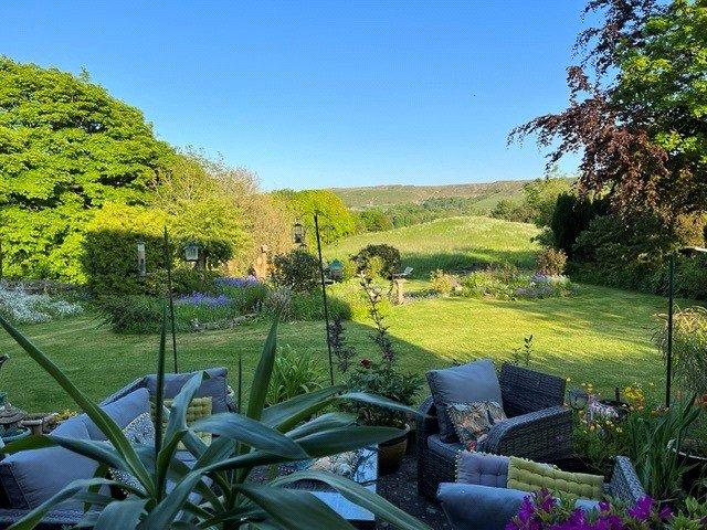 Gardens & Views
