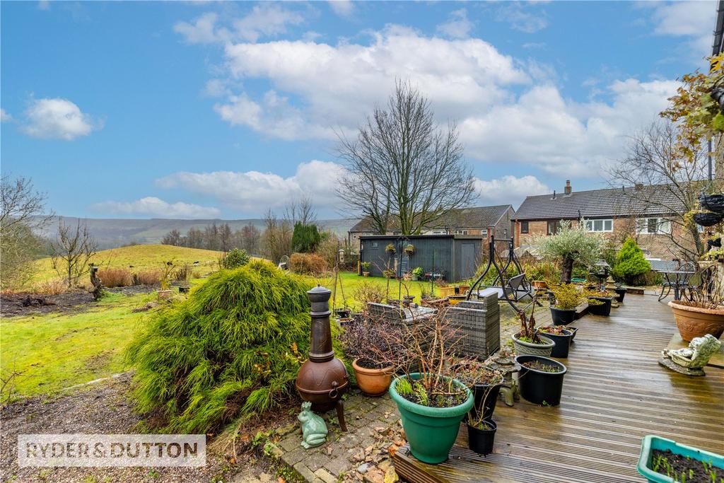 Large Rear Garden