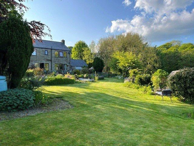 Large Rear Garden