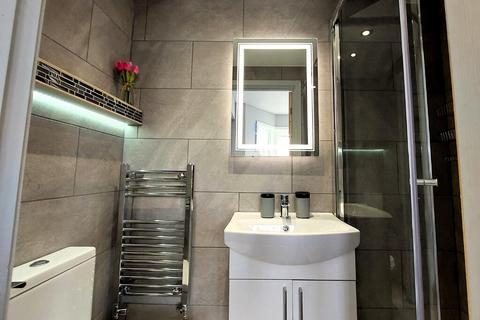 undefined, Tennyson Avenue - Rm 7
